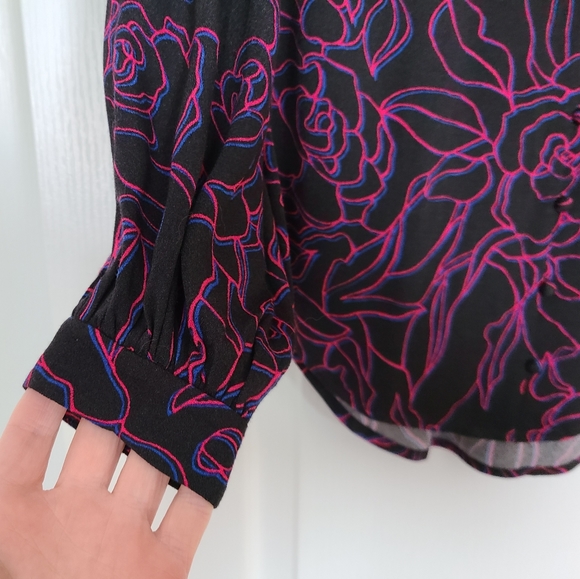 Super cute  Cornelia Mandarin Collar blouse - Picture 10 of 16